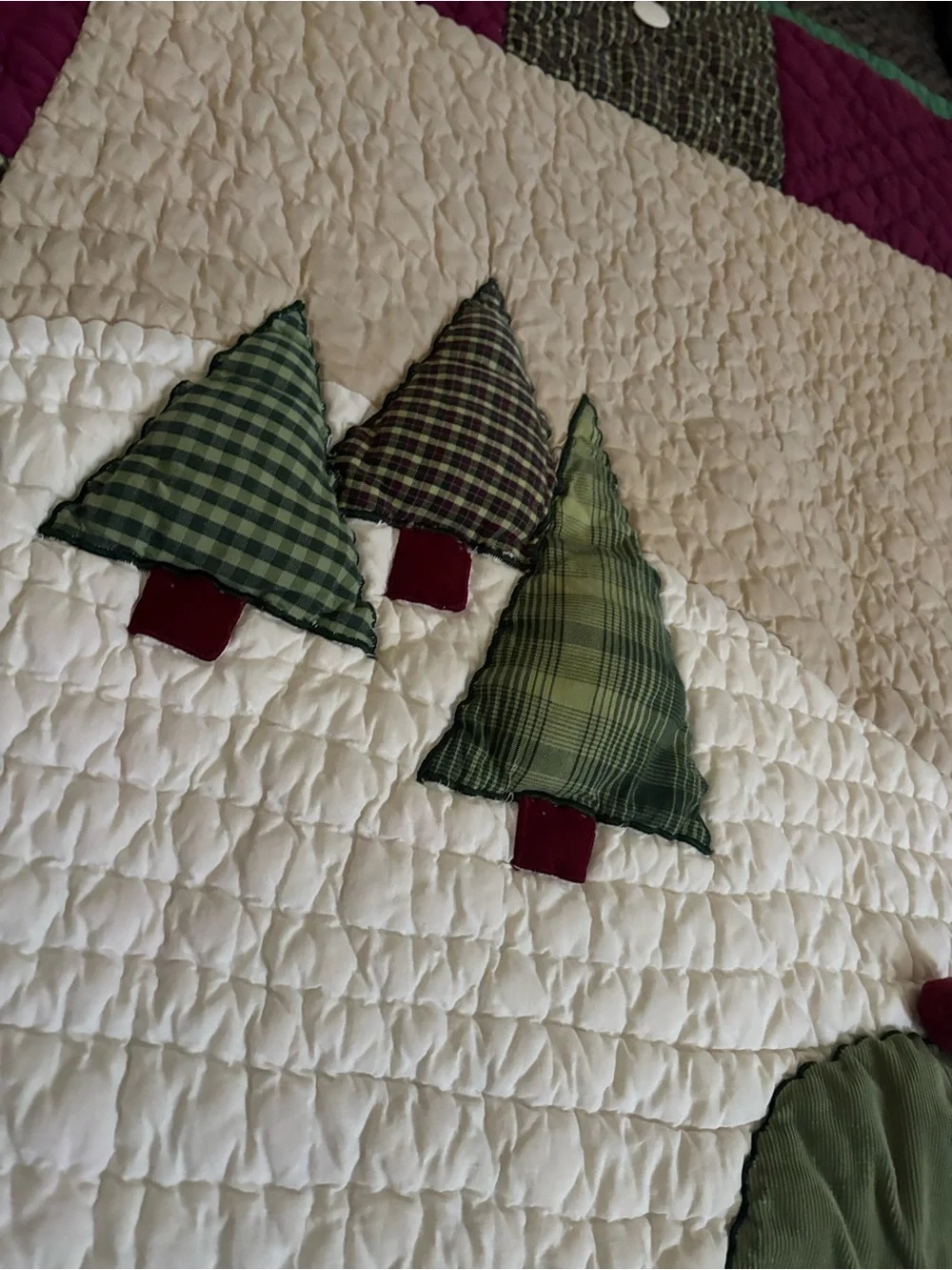 Vintage Snowman Quilt Throw in White, Green & Burgundy
